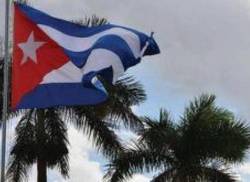 diaz-canel-souligne-le-soutien-a-des-artistes-et-intellectuels-cubains