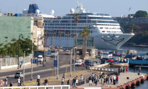 le-port-de-la-havane-sapprete-a-accueillir-des-bateaux-de-croisieres