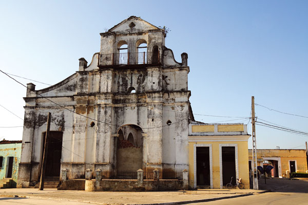 vetusta-iglesia-cubana-conserva-pinturas-murales