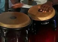 percusion-y-cantos-afrocubanos-en-la-formacion-de-danzantes