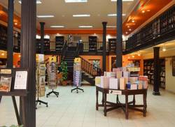 el-elogio-oportuno-para-las-editoriales-ciencias-sociales-y-arte-y-literatura