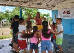 proyecto-papalote-literatura-infantil-villaclarena-para-las-comunidades-fotos