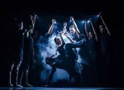 acosta-danza-arrasa-con-los-aplausos-en-holguin-por-rosana-rivero-ricardo