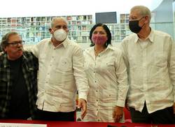 califica-diaz-canel-de-honor-para-cuba-participacion-de-mexico-en-la-feria-del-libro-de-la-habana