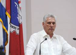 diaz-canel-llama-a-preservar-la-identidad-cubana-desde-la-cultura
