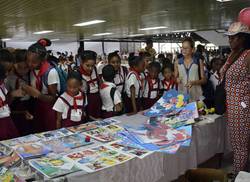 disfrutan-santiagueros-de-feria-del-libro-con-propuestas-literarias-y-culturales