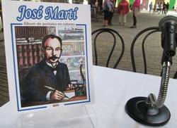 en-el-libro-del-mes-album-de-postales-en-colores-sobre-vida-y-obra-de-jose-marti