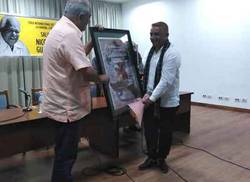 entregan-los-premios-literario-alejo-carpentier-y-nicolas-guillen-2020