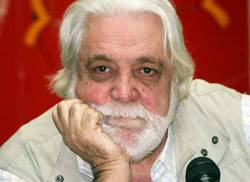 fallecio-daniel-chavarria-icono-de-la-literatura-policial-en-america-latina-por-pedro-de-la-hoz
