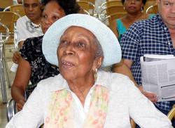 haydee-arteaga-la-senora-de-los-cuentos-cumple-hoy-105-anos