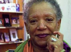 la-ciudad-tenida-de-esperanza-encuentro-poetico-con-nancy-morejon