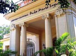 poesia-en-aire-de-luz-del-centro-cultural-dulce-maria-loynaz