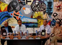 presentan-libro-vivencias-de-el-cabito-del-revolucionario-venezolano-julio-chirino-por-astrid-barnet