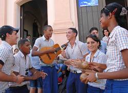 reabren-carrera-de-instructores-de-arte-como-opcion-formativa
