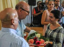 recibe-cubana-marta-acosta-alvarez-premio-iberoamericano-de-cuento-julio-cortazar