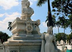 rinden-tributo-al-padre-de-la-patria-en-santiago-de-cuba