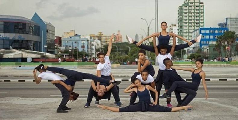 cubas-acosta-danza-on-a-tour-of-the-united-kingdom