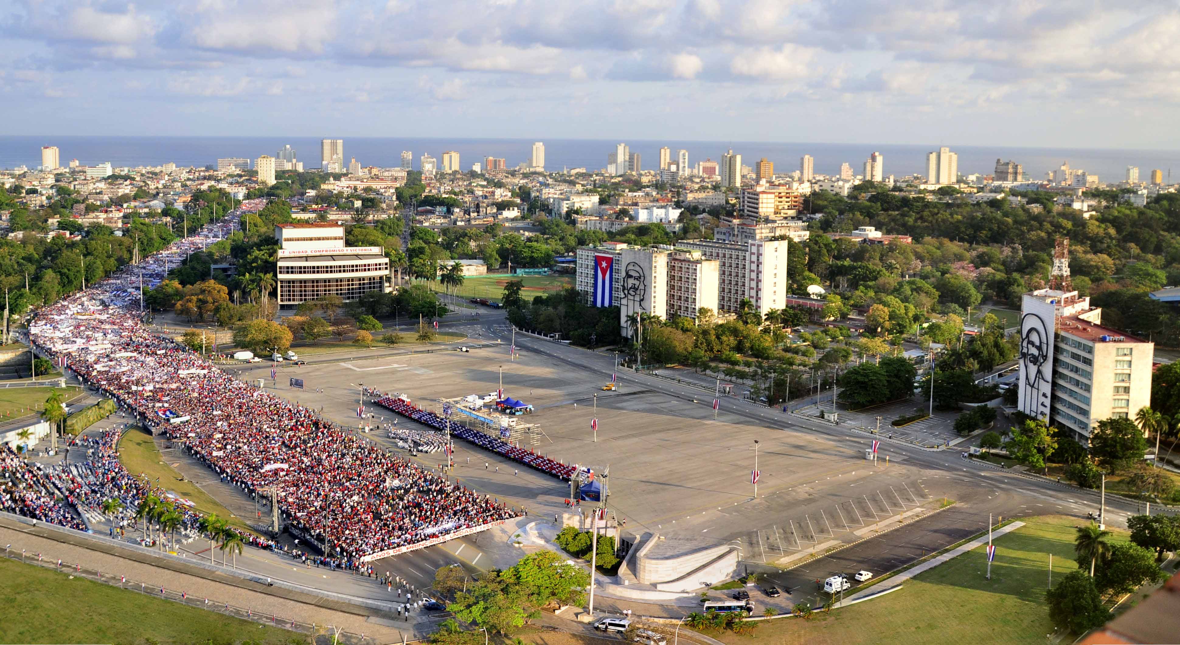 cuba-la-magia-del-primero-de-mayo-fotosvideos