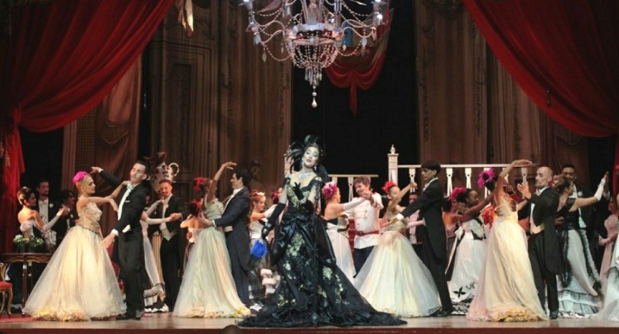 en-la-escena-capitalina-la-viuda-alegre