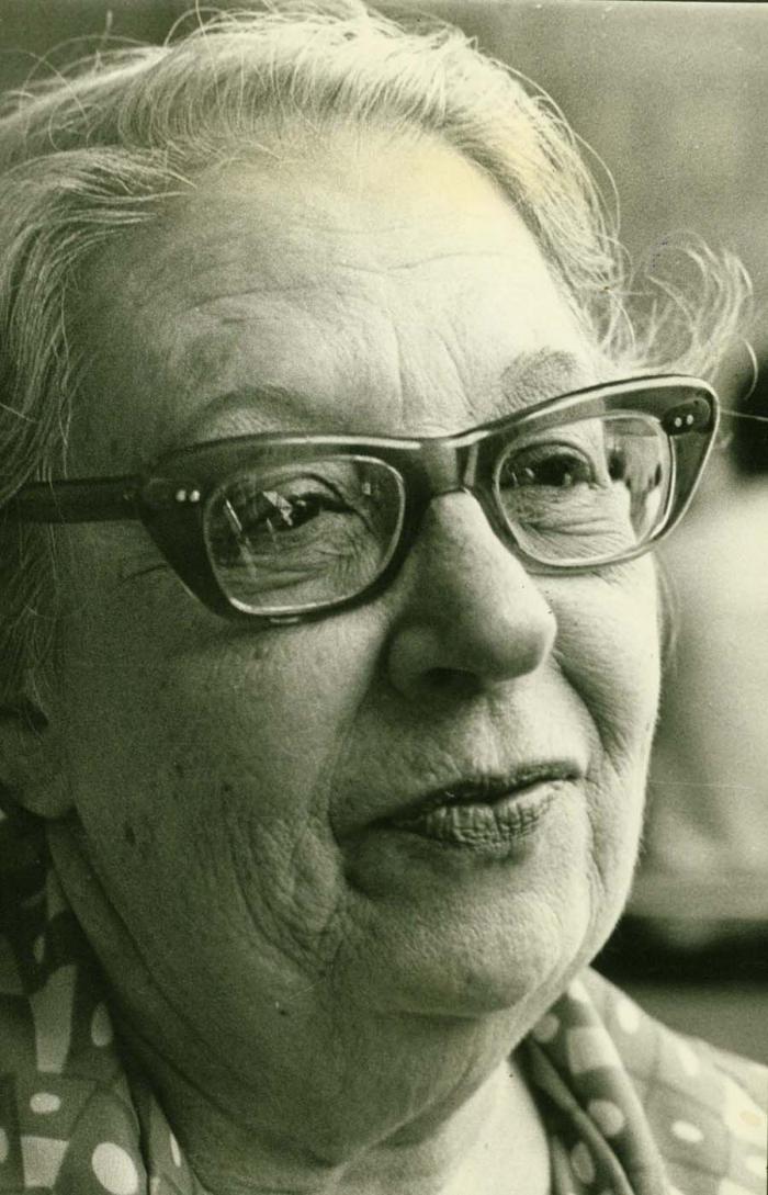 mirta-aguirre-alma-de-terciopelo-y-armadura-de-mujer