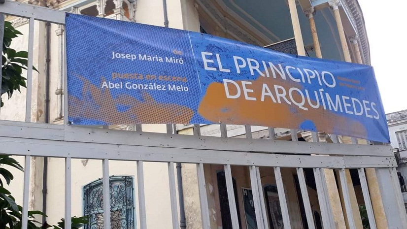 sobre-las-tablas-el-principio-de-arquimedes