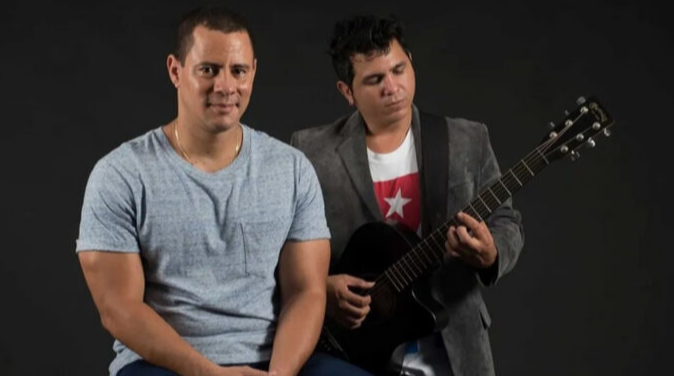 buena-fe-duo-in-mexico-for-70th-anniversary-of-moncada