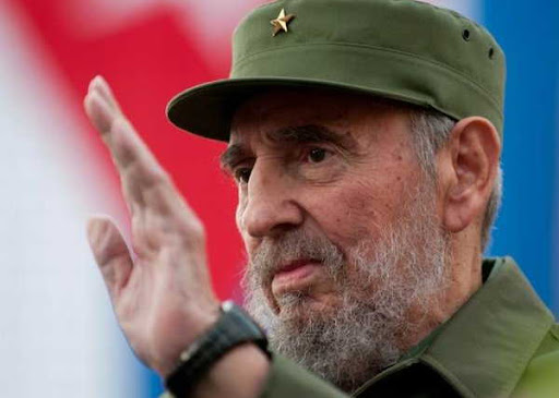 arte-en-la-rampa-promueve-libro-dedicado-a-fidel-castro