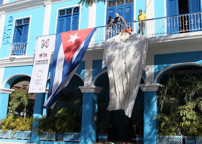 carnaval-conceptual-excelente-propuesta-para-vivir-la-14-bienal-de-la-habana