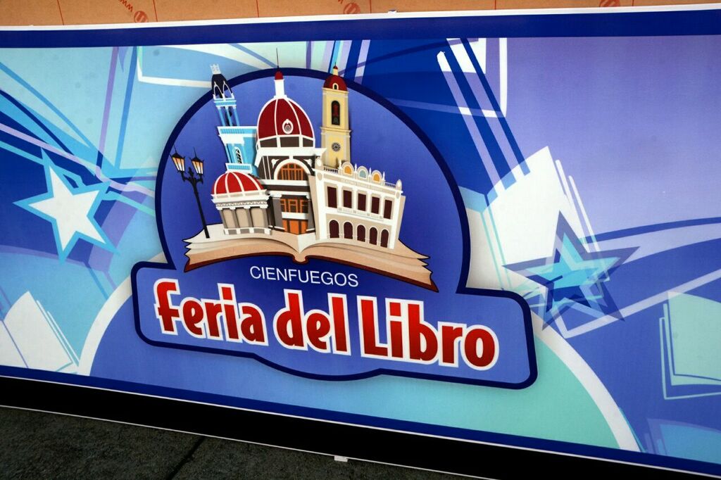 constituyo-la-feria-del-libro-una-gran-fiesta-en-cienfuegos