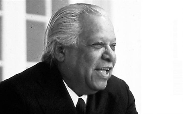 convocan-en-cuba-coloquio-y-festival-nicolas-guillen