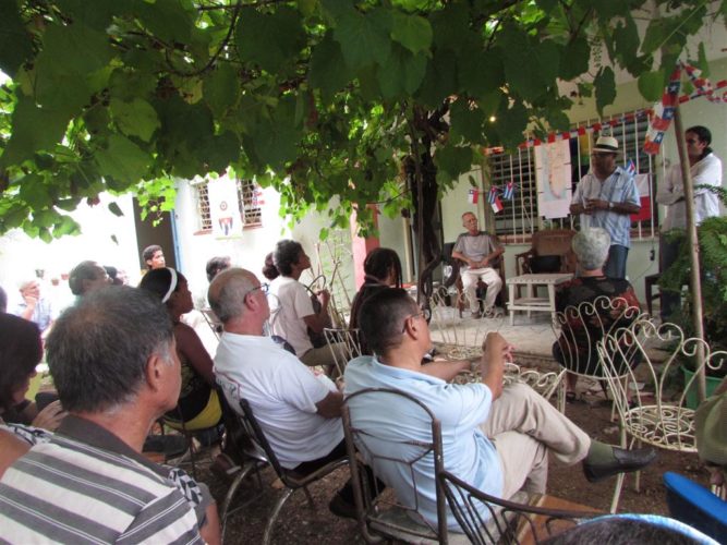 el-festival-de-poesia-en-la-pena-horizontes