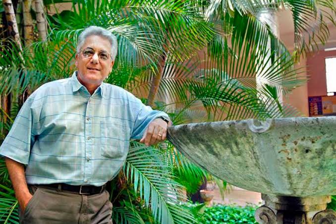 el-jubileo-de-letras-cubanas-presenta-a-escritor-virgilio-lopez-lemus