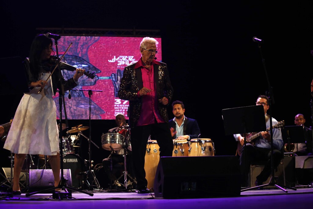 gala-inaugural-con-nachito-herrera-y-bobby-carcases-inicia-oficialmente-el-jazz-plaza-video
