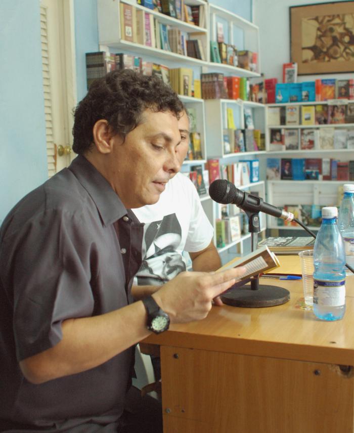 marzo-literario-estara-dedicado-al-poeta-sigfredo-ariel-video