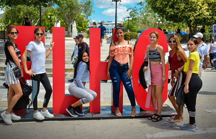 regresa-a-holguin-feria-internacional-del-libro