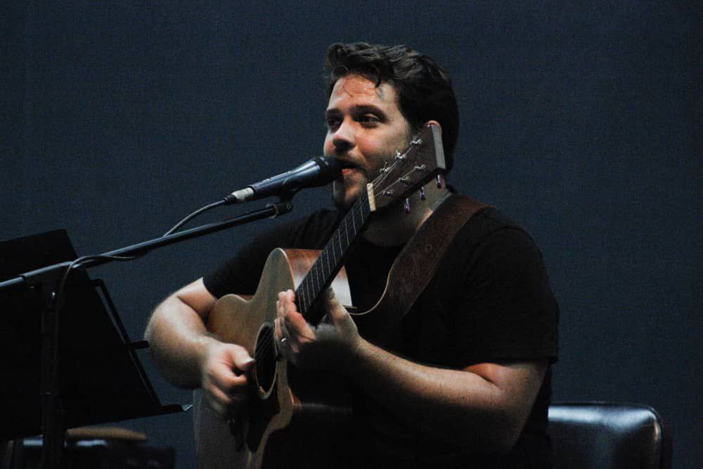 una-casa-trovada-con-vicente-trigo-y-su-grupo