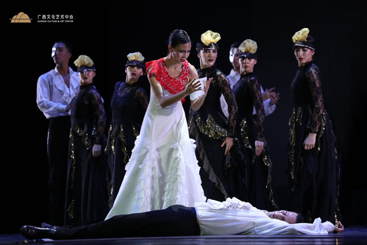 34-anos-danza-gesto-y-emociones