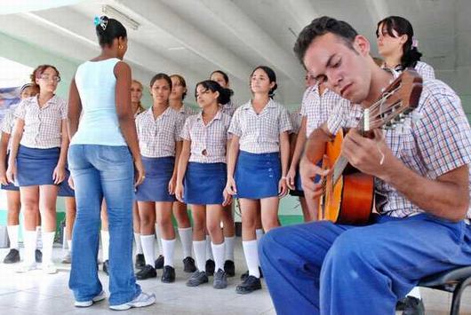 anuncian-la-apertura-del-perfil-de-instructores-de-arte