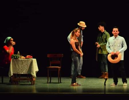 cantares-un-homenaje-escenico-al-teatro-cubano