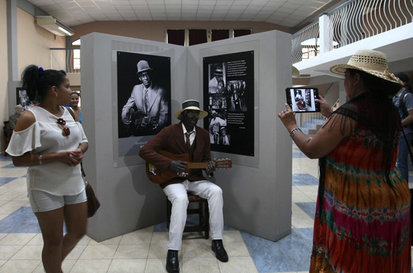 celebraran-aniversario-15-de-unico-museo-de-cera-de-cuba
