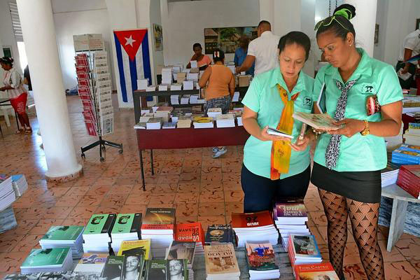 comienza-hoy-la-fiesta-del-libro-en-las-tunas