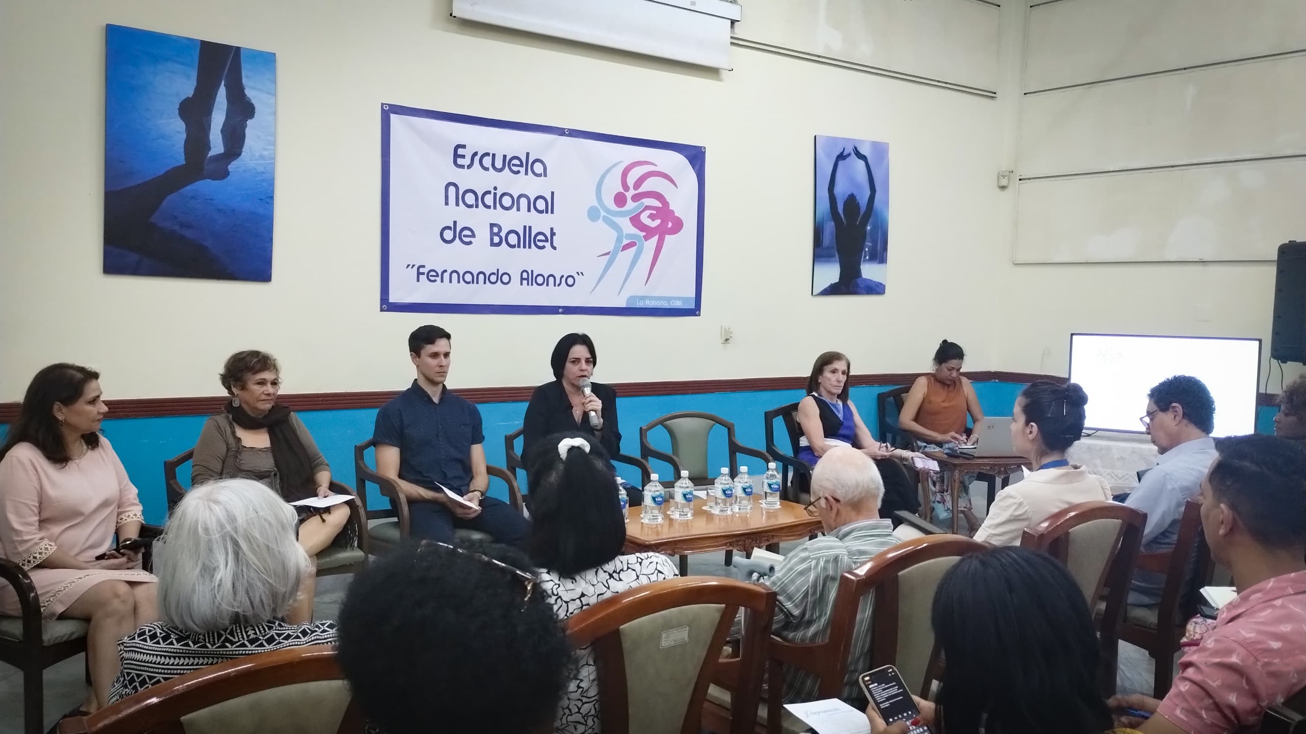 conferencia-de-prensa-sobre-el-xxix-encuentro-internacional-de-academias-para-la-ensenanza-del-ballet