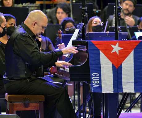 cuba-celebra-la-musica-de-nachito-herrera