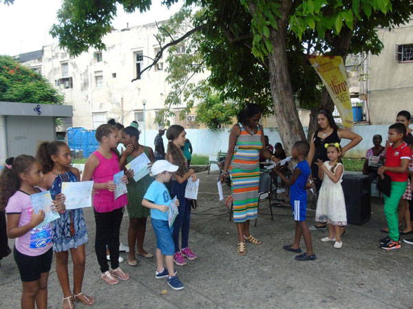 el-verano-cultural-cubano-con-la-compania-del-libro-hasta-el-final