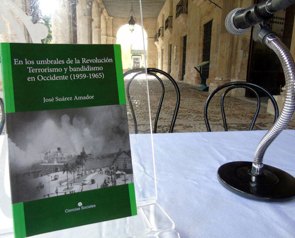 en-el-sabado-del-libro-se-recuerda-la-lucha-contra-bandidos-en-occidente
