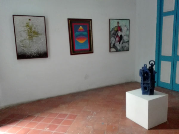 exposicion-de-premios-nacionales-venezolanos-en-la-casa-simon-bolivar