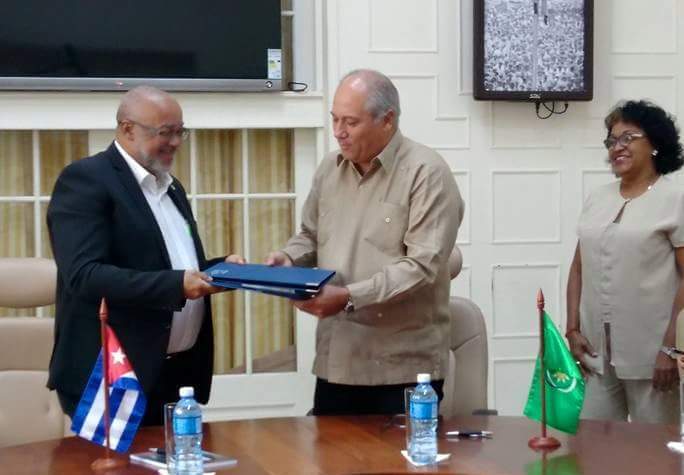 firman-memorando-de-entendimiento-el-mincult-y-la-organizacion-de-estados-del-caribe-oriental