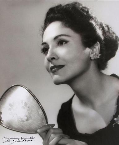 gina-cabrera-su-talento-versatil