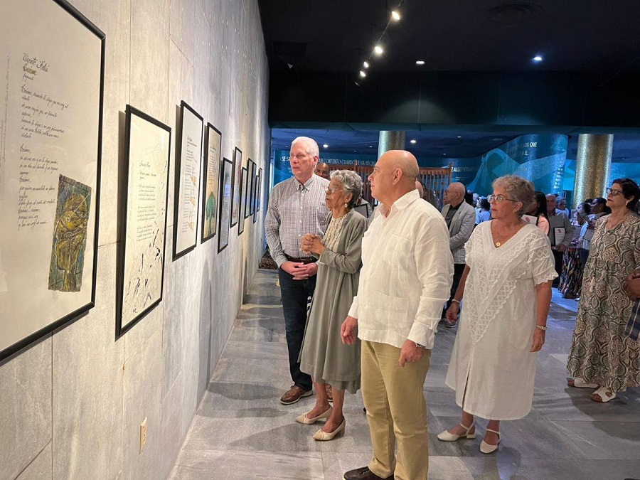 inaugurada-exposicion-de-la-uneac-el-canto-de-la-patria-es-nuestro-canto