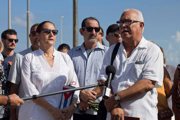 murio-por-traer-el-cielo-ese-epitafio-roberto-lo-mereces-para-todos-nosotros-y-para-siempre